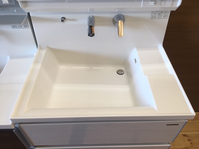 アウトレット洗面台 アウトレット建材王国 カスガイ建鉄有限会社 アウトレット洗面台 アウトレット建材王国 カスガイ建鉄有限会社